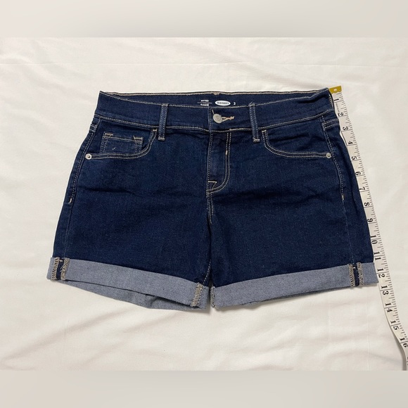 Old Navy Cuffed Jean Shorts - Picture 9 of 11